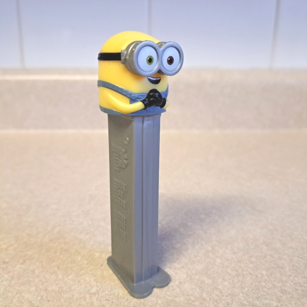 Pez Despicable Me Minion pez Dispenser empty